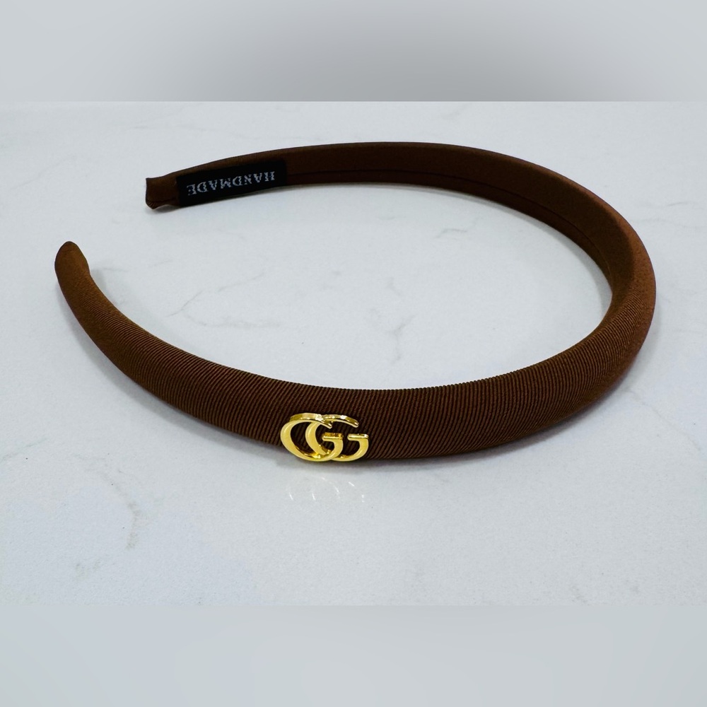 Gorgeous!! Classic Style headband !!